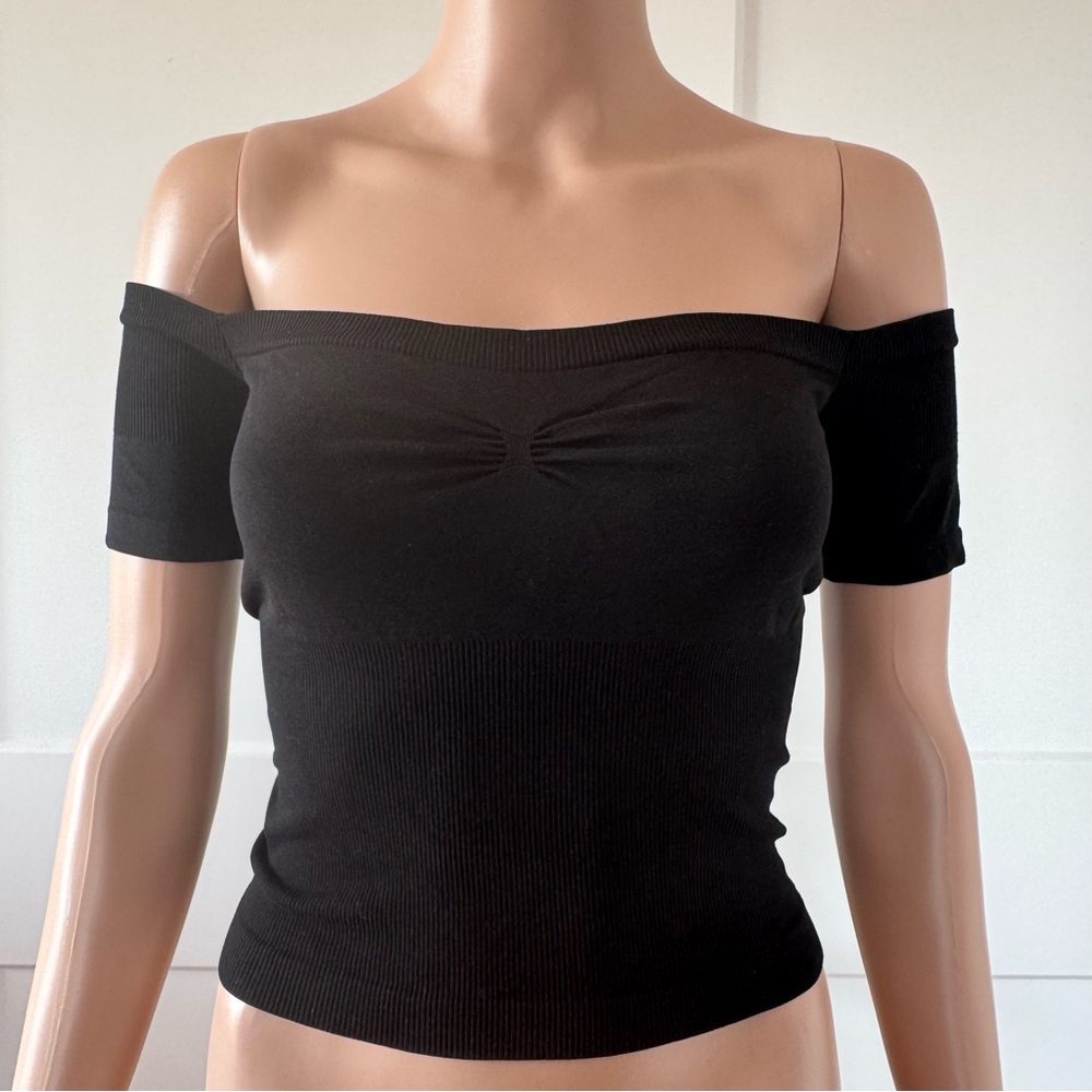 Connection 18 Seamless Black Stretchy Ribbed Cropped Off Shoulder Top XS Small